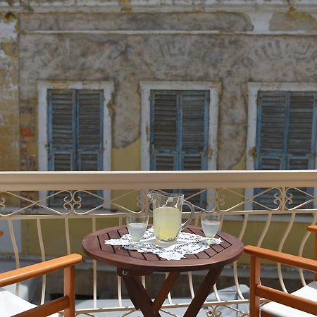 Oisyra Boutique Hotel Ermoupoli Bagian luar foto