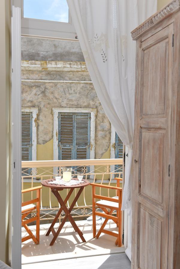 Oisyra Boutique Hotel Ermoupoli Bagian luar foto